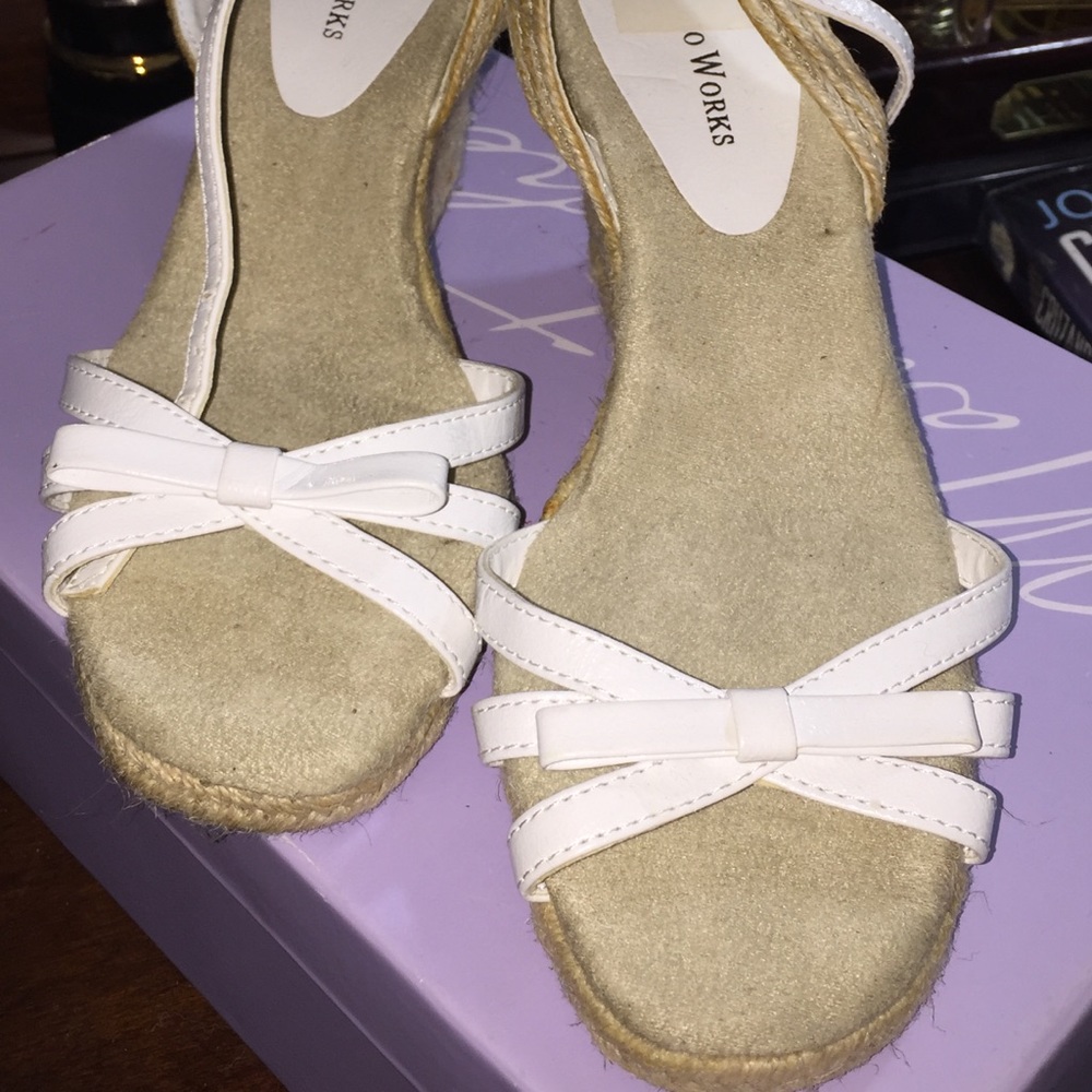 Studio Works white wedges 7 1/2
